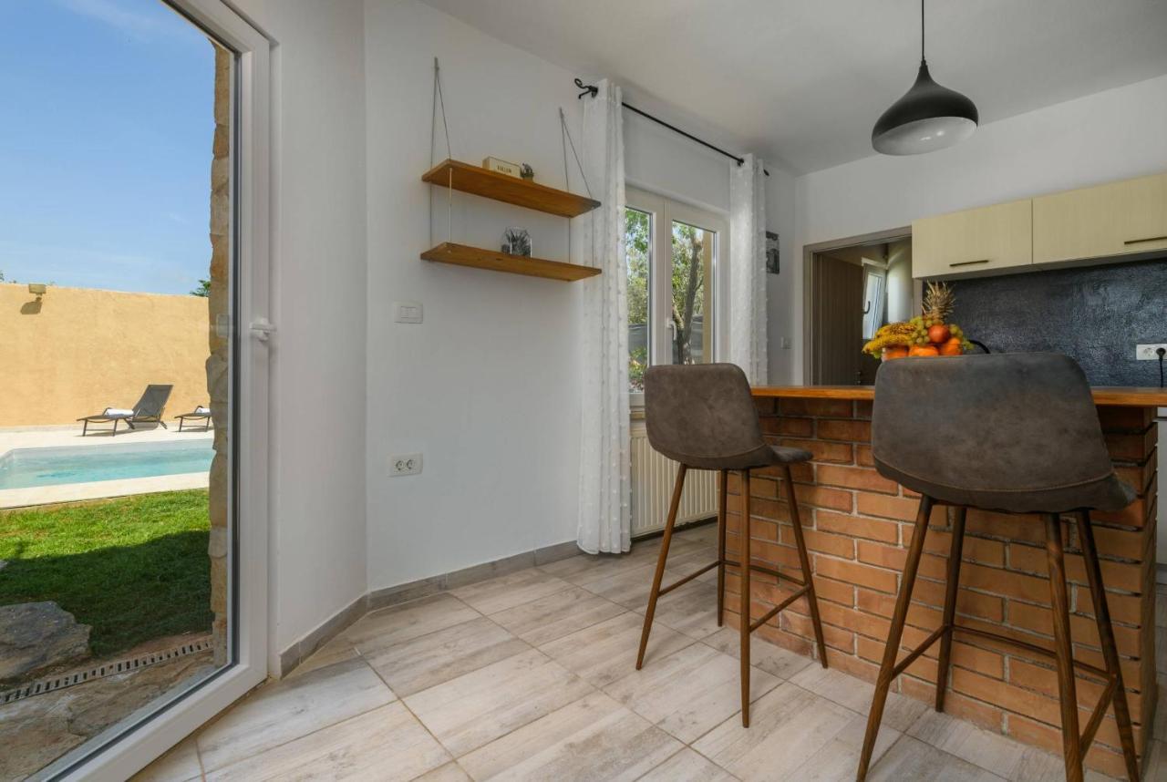 Holiday House Boky Vodnjan Kültér fotó